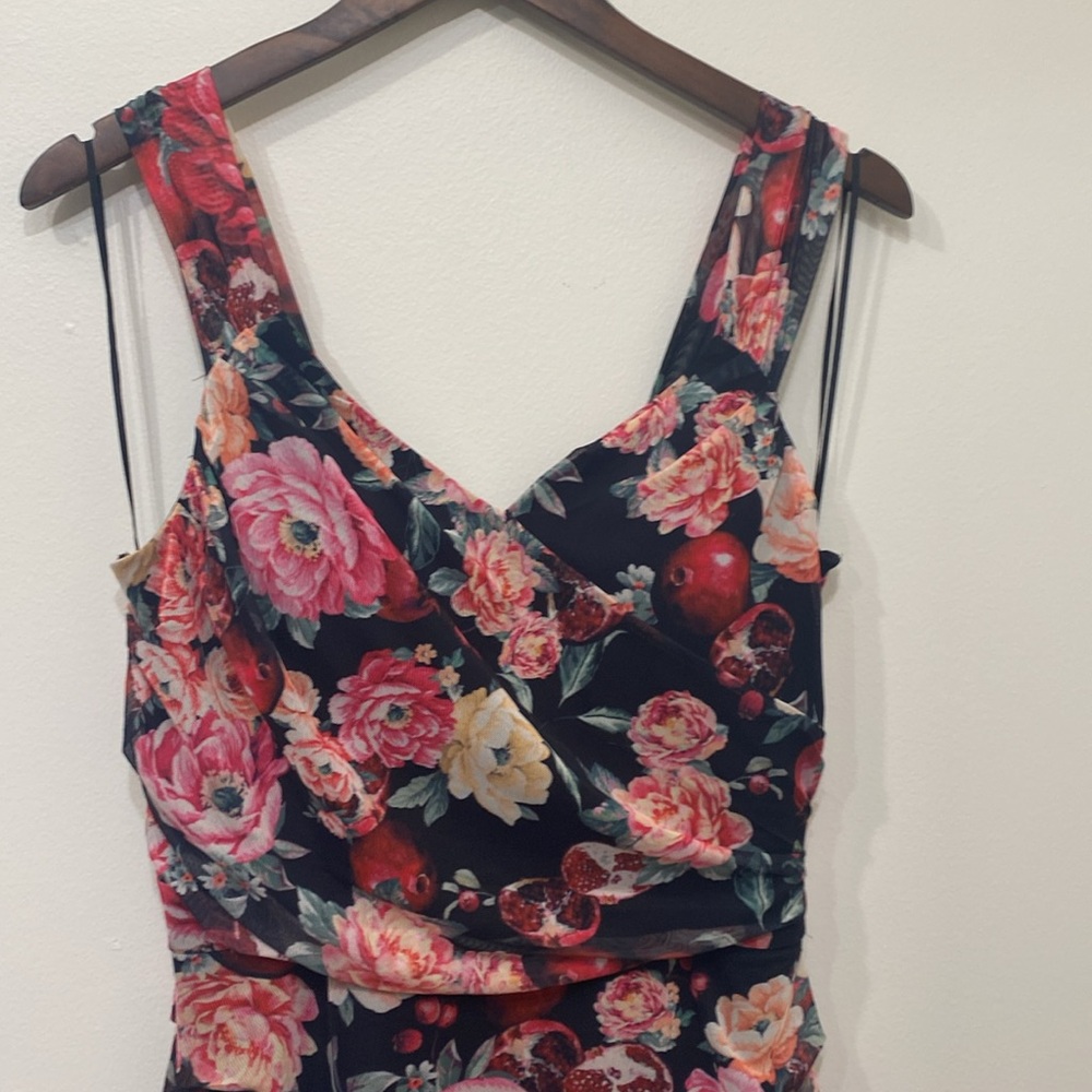 Floral ruched dress 🌼